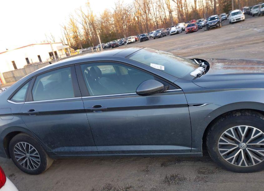 Photo 12 of 2019 Volkswagen Jetta SEL (VIN 3VWE57BU1KM082835)