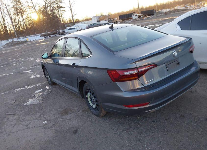 Photo 3 of 2019 Volkswagen Jetta SEL (VIN 3VWE57BU1KM082835)