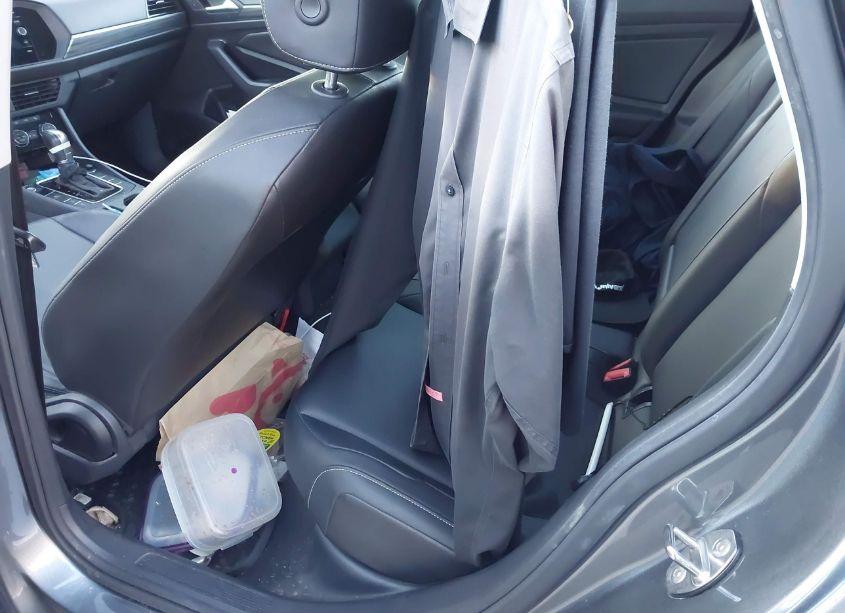 Photo 8 of 2019 Volkswagen Jetta SEL (VIN 3VWE57BU1KM082835)