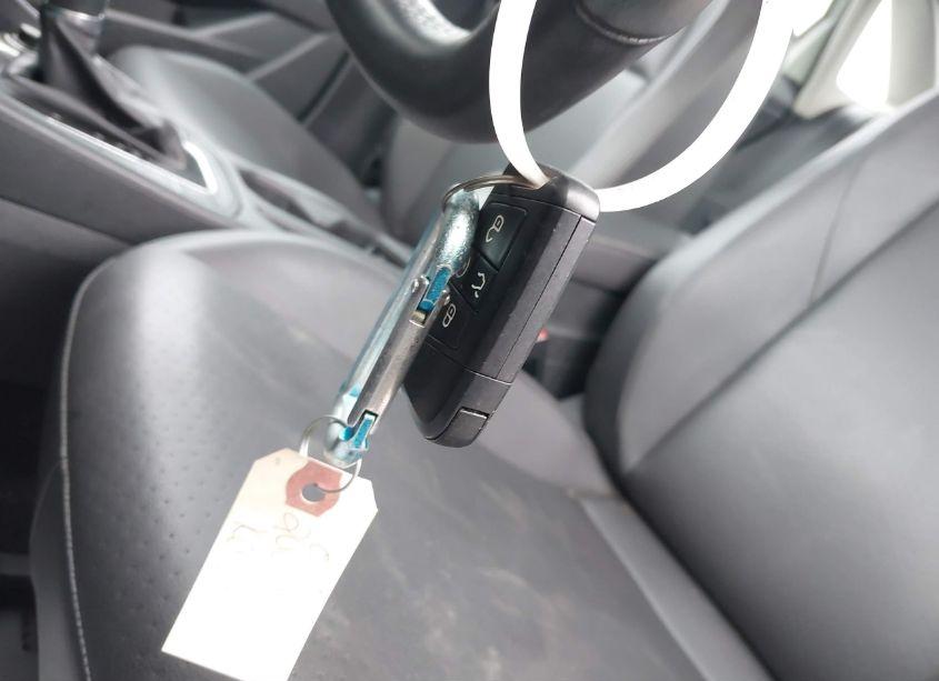 Photo 11 of 2019 Volkswagen Jetta SEL (VIN 3VWE57BU1KM253552)