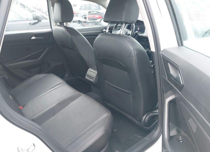 Photo 8 of 2019 Volkswagen Jetta SEL (VIN 3VWE57BU1KM253552)