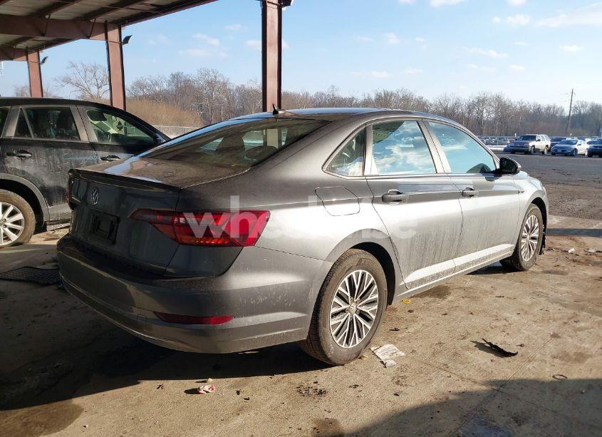 Photo 4 of 2019 Volkswagen Jetta 1.4T SEL (VIN 3VWE57BU2KM052551)