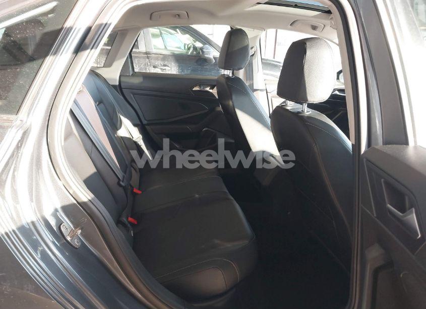 Photo 8 of 2019 Volkswagen Jetta 1.4T SEL (VIN 3VWE57BU2KM052551)