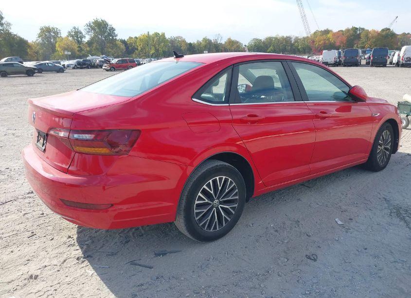 Photo 4 of 2019 Volkswagen Jetta 1.4T SEL (VIN 3VWE57BU2KM071231)