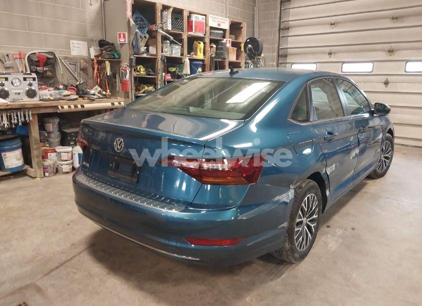 Photo 4 of 2019 Volkswagen Jetta 1.4T SEL (VIN 3VWE57BU2KM116717)