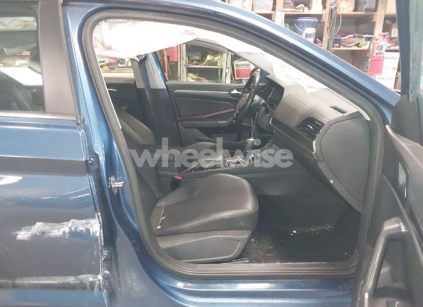 Photo 5 of 2019 Volkswagen Jetta 1.4T SEL (VIN 3VWE57BU2KM116717)