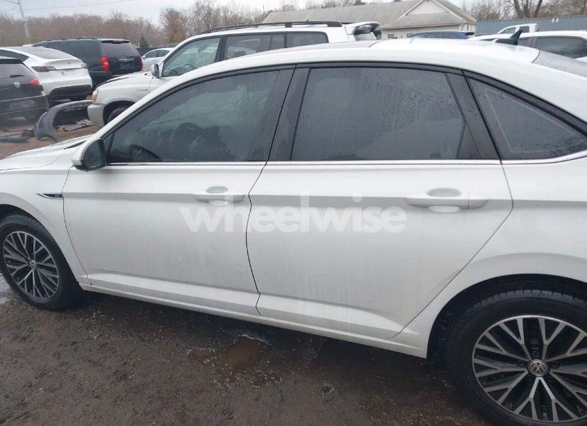 Photo 14 of 2019 Volkswagen Jetta 1.4T SEL (VIN 3VWE57BU2KM232242)