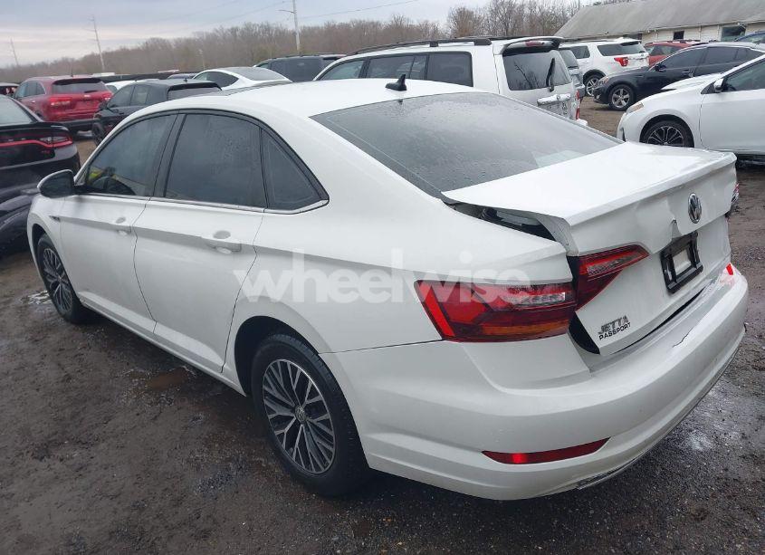 Photo 3 of 2019 Volkswagen Jetta 1.4T SEL (VIN 3VWE57BU2KM232242)