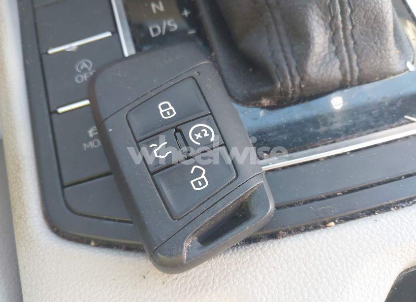 Photo 11 of 2020 Volkswagen Jetta 1.4T SEL (VIN 3VWE57BU2LM093697)