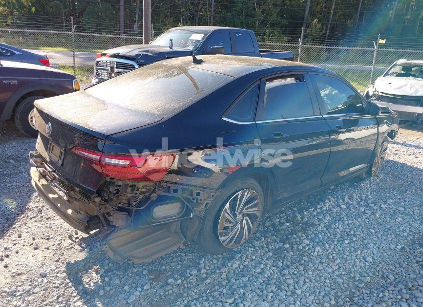 Photo 4 of 2020 Volkswagen Jetta 1.4T SEL (VIN 3VWE57BU2LM093697)