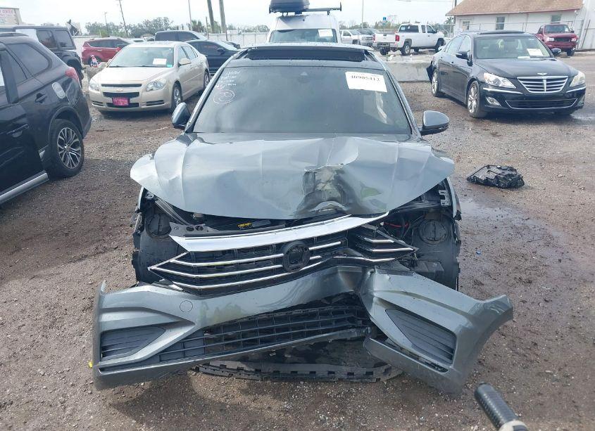 Photo 12 of 2019 Volkswagen Jetta SEL (VIN 3VWE57BU3KM030753)