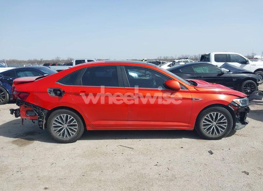 Photo 13 of 2019 Volkswagen Jetta 1.4T SEL (VIN 3VWE57BU4KM110398)