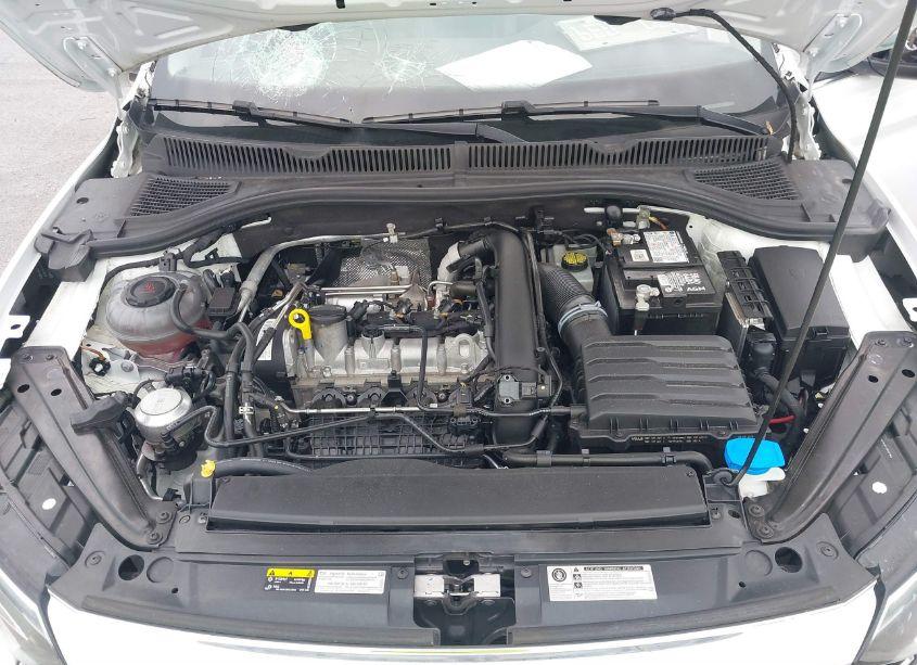 Photo 10 of 2019 Volkswagen Jetta 1.4T SEL (VIN 3VWE57BU4KM114032)