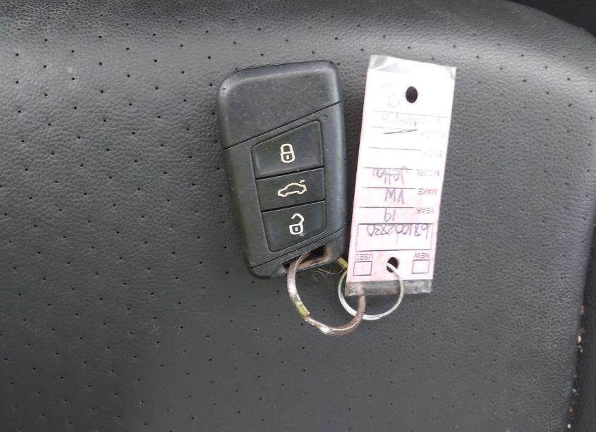 Photo 11 of 2019 Volkswagen Jetta 1.4T SEL (VIN 3VWE57BU4KM114032)