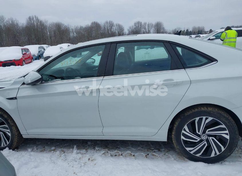 Photo 13 of 2021 Volkswagen Jetta 1.4T SEL (VIN 3VWE57BU4MM016475)