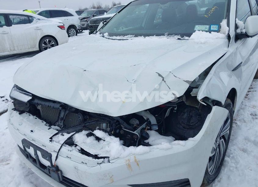 Photo 6 of 2021 Volkswagen Jetta 1.4T SEL (VIN 3VWE57BU4MM016475)