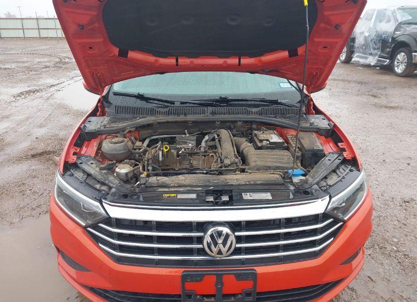 Photo 10 of 2019 Volkswagen Jetta 1.4T SEL (VIN 3VWE57BU5KM247852)