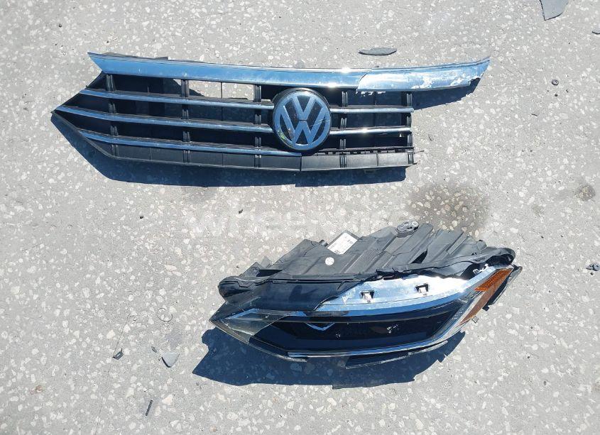 Photo 12 of 2019 Volkswagen Jetta 1.4T SEL (VIN 3VWE57BU7KM102649)