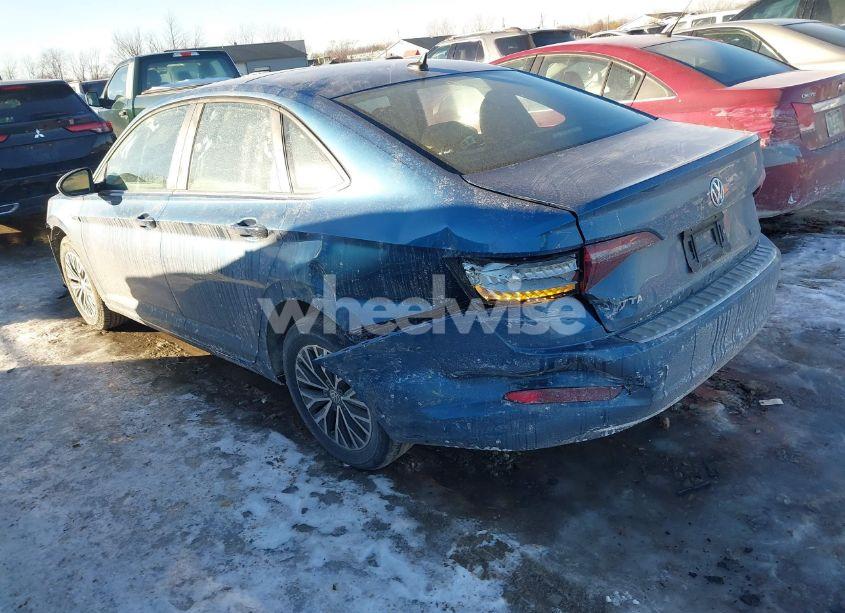 Photo 3 of 2019 Volkswagen Jetta 1.4T SEL (VIN 3VWE57BU7KM166318)