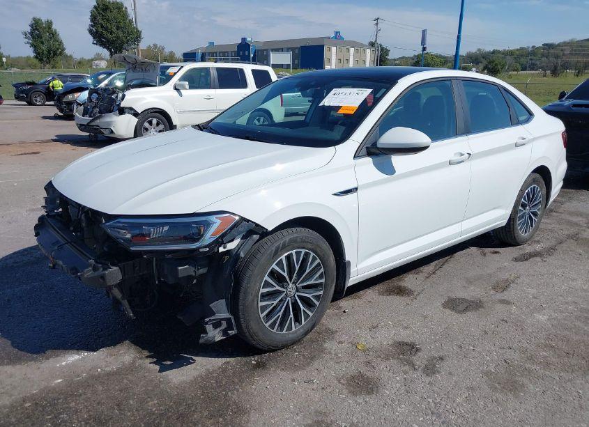Photo 2 of 2019 Volkswagen Jetta 1.4T SEL (VIN 3VWE57BU7KM268959)