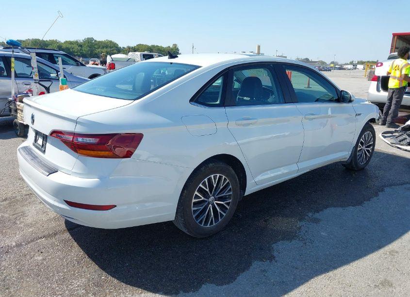 Photo 4 of 2019 Volkswagen Jetta 1.4T SEL (VIN 3VWE57BU7KM268959)