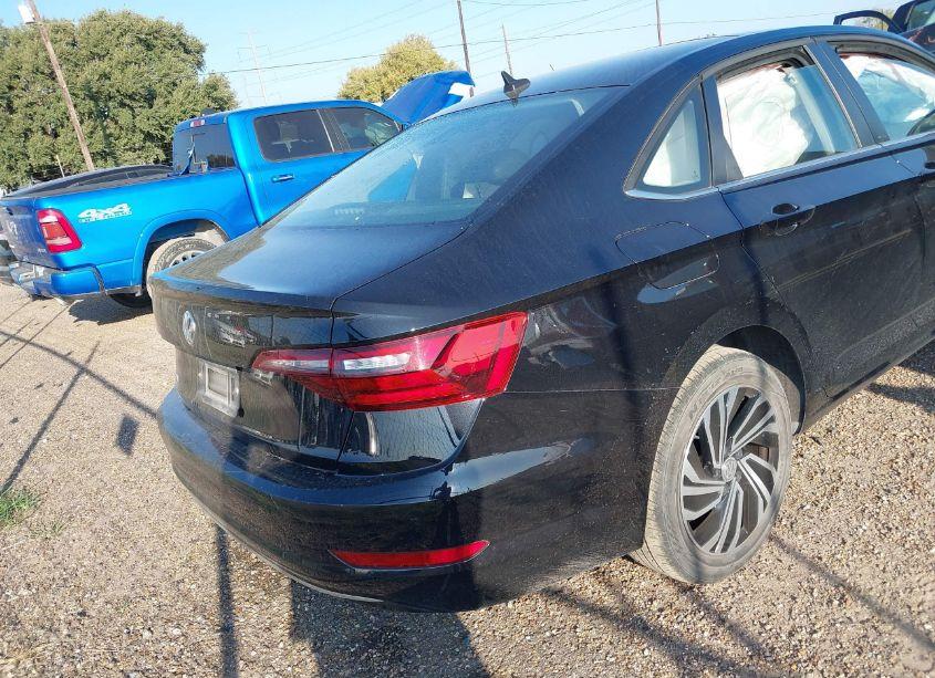 Photo 4 of 2021 Volkswagen Jetta 1.4T SEL (VIN 3VWE57BU7MM084463)