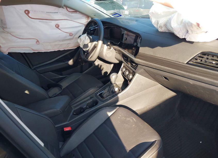 Photo 5 of 2021 Volkswagen Jetta 1.4T SEL (VIN 3VWE57BU7MM084463)