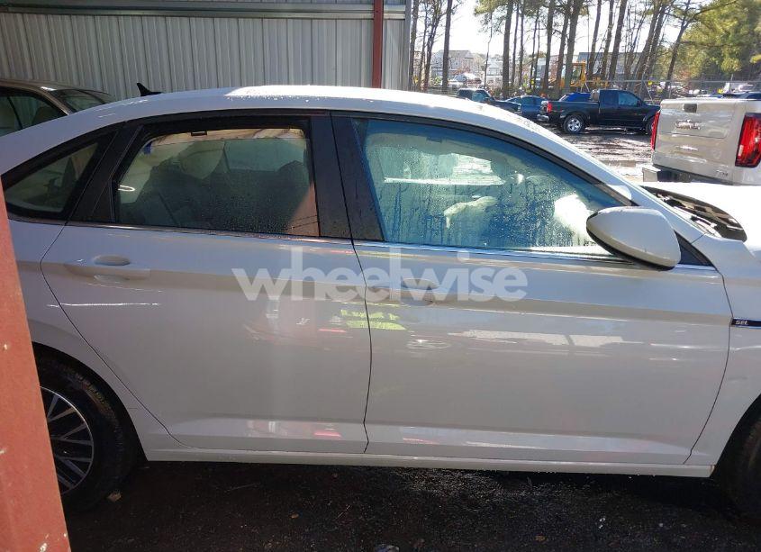 Photo 13 of 2019 Volkswagen Jetta 1.4T SEL (VIN 3VWE57BU8KM076904)