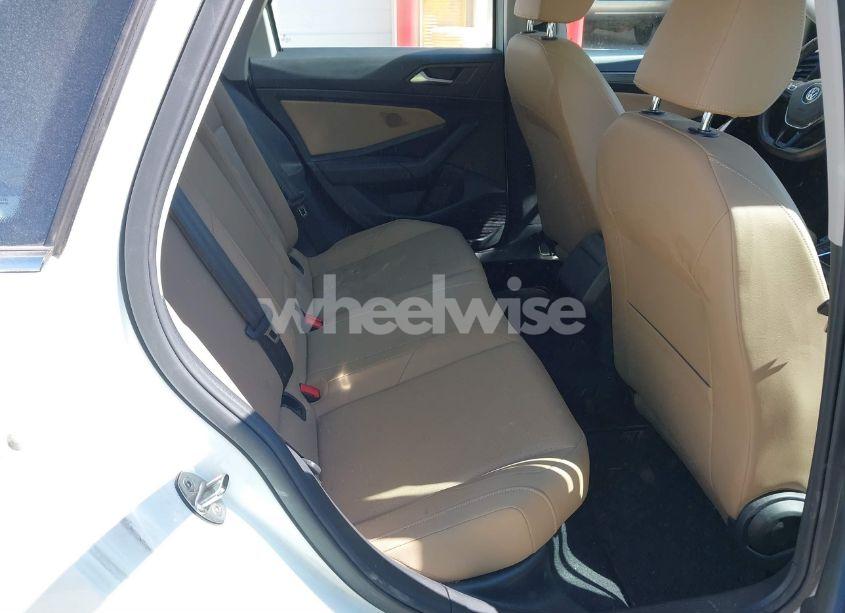 Photo 8 of 2019 Volkswagen Jetta 1.4T SEL (VIN 3VWE57BU8KM091631)