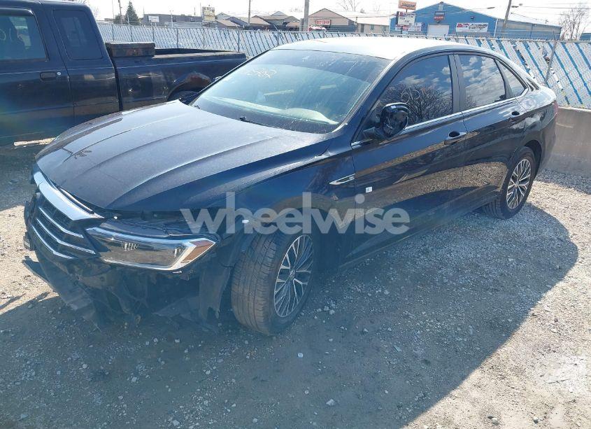 Photo 2 of 2019 Volkswagen Jetta 1.4T SEL (VIN 3VWE57BU9KM064213)