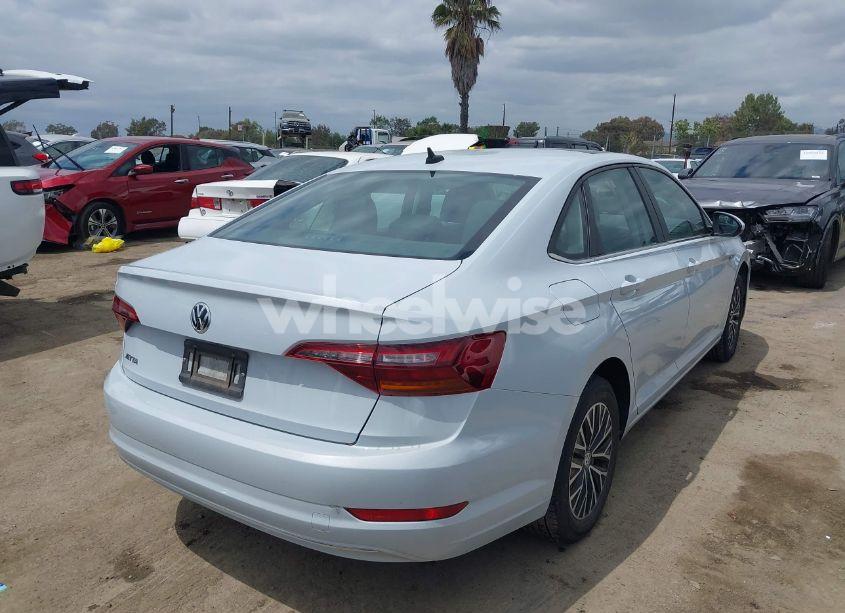 Photo 4 of 2019 Volkswagen Jetta 1.4T SEL (VIN 3VWE57BUXKM063071)