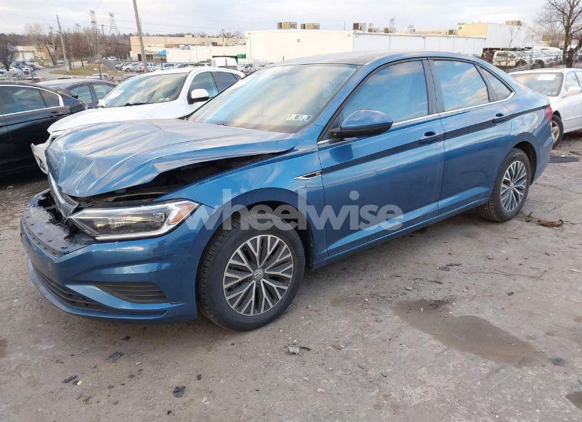 Photo 2 of 2019 Volkswagen Jetta 1.4T SEL (VIN 3VWE57BUXKM204124)