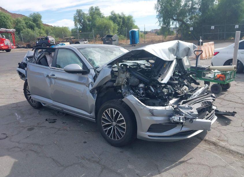 2019 Volkswagen Jetta 1.4T SEL (VIN 3VWE57BUXKM233767) main photo