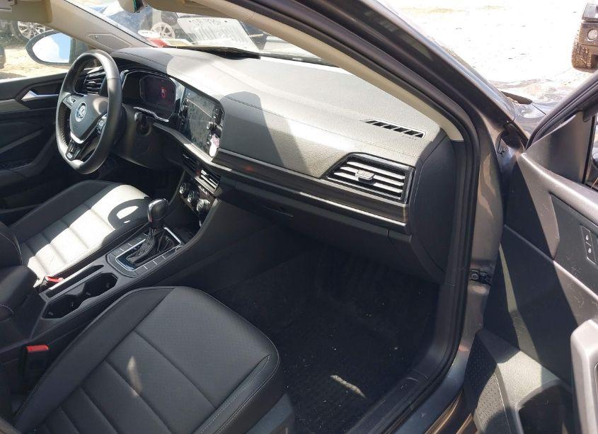 Photo 5 of 2021 Volkswagen Jetta 1.4T SEL (VIN 3VWE57BUXMM026511)