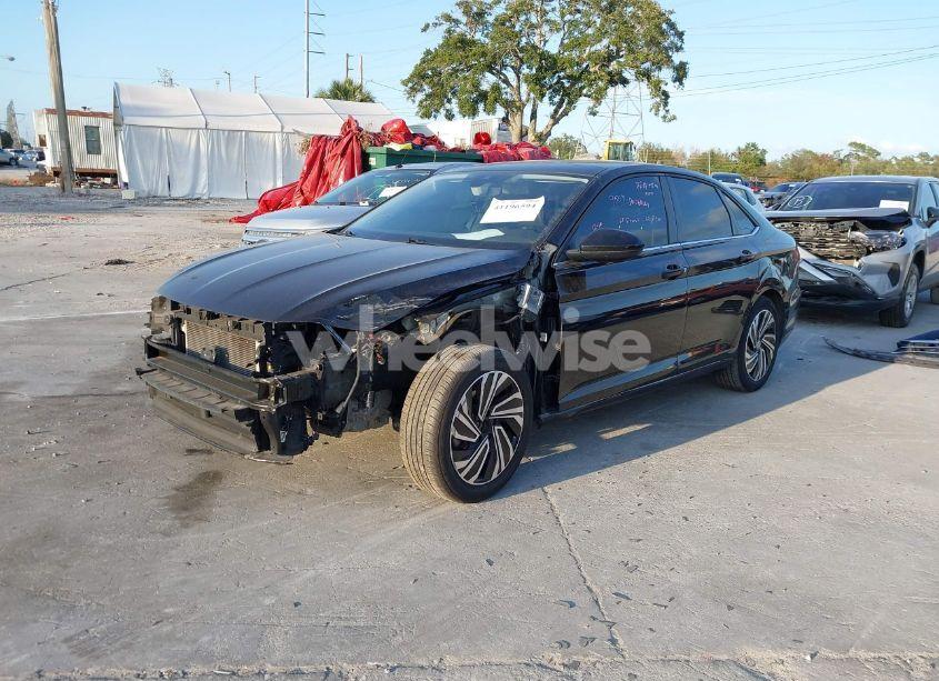 Photo 2 of 2020 Volkswagen Jetta 1.4T SEL (VIN 3VWEB7BU1LM063986)