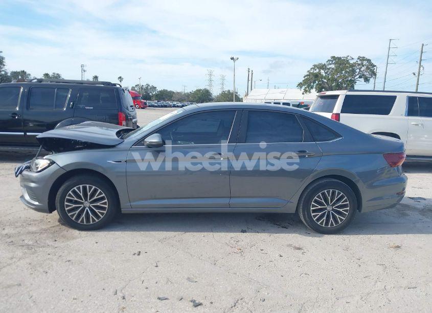 Photo 15 of 2019 Volkswagen Jetta 1.4T SEL (VIN 3VWEB7BU2KM238566)