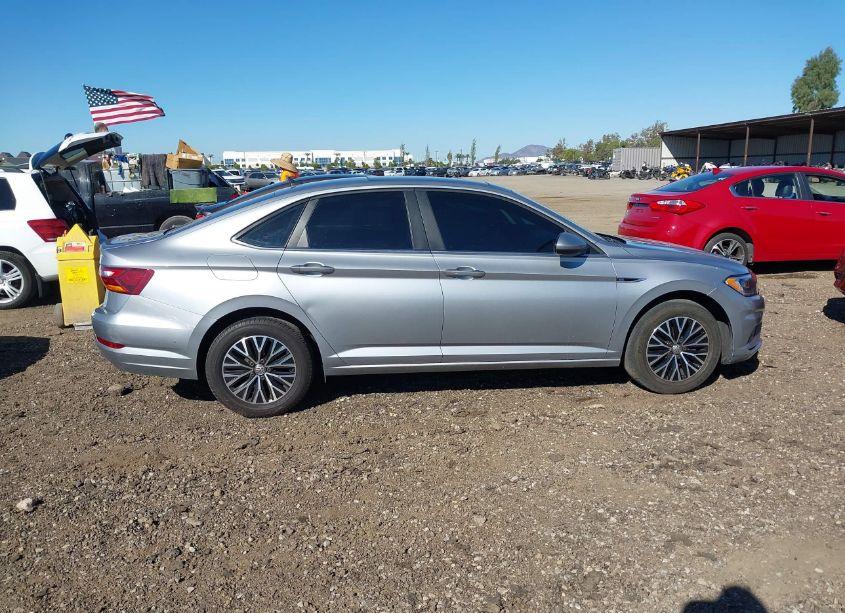 Photo 13 of 2019 Volkswagen Jetta 1.4T SEL (VIN 3VWEB7BU8KM206303)
