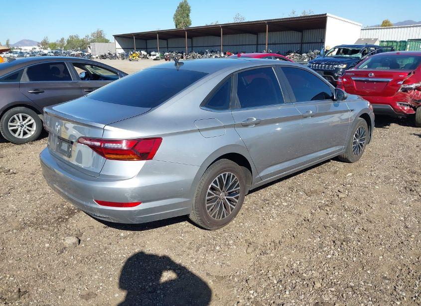 Photo 4 of 2019 Volkswagen Jetta 1.4T SEL (VIN 3VWEB7BU8KM206303)