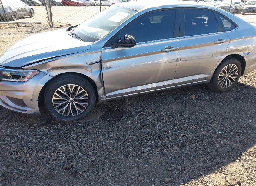 Photo 6 of 2019 Volkswagen Jetta 1.4T SEL (VIN 3VWEB7BU8KM206303)