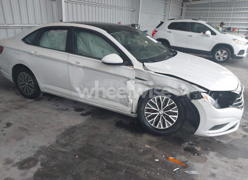 2019 Volkswagen Jetta 1.4T SEL (VIN 3VWEB7BU9KM166586) main photo