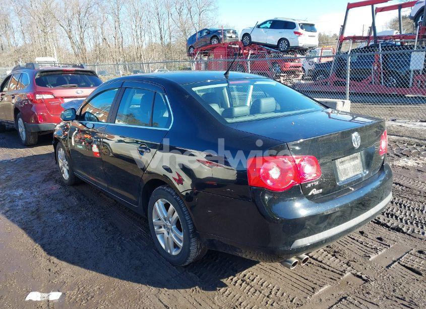 Photo 3 of 2007 Volkswagen Jetta WOLFSBURG EDITION (VIN 3VWEF71K37M067029)