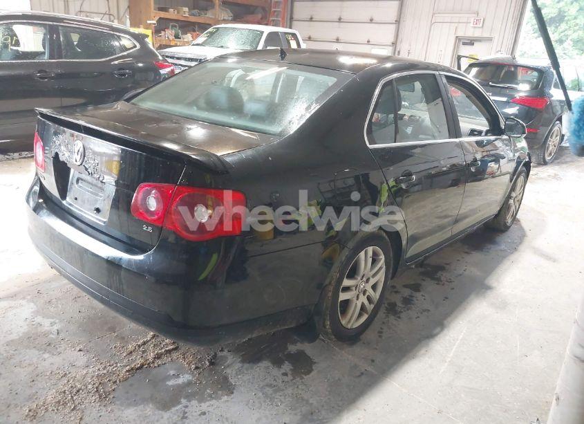 Photo 4 of 2007 Volkswagen Jetta WOLFSBURG EDITION (VIN 3VWEF71K37M083747)