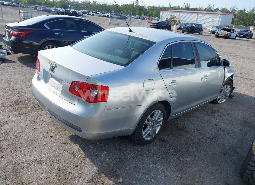 Photo 4 of 2007 Volkswagen Jetta WOLFSBURG EDITION (VIN 3VWEF71K67M081314)