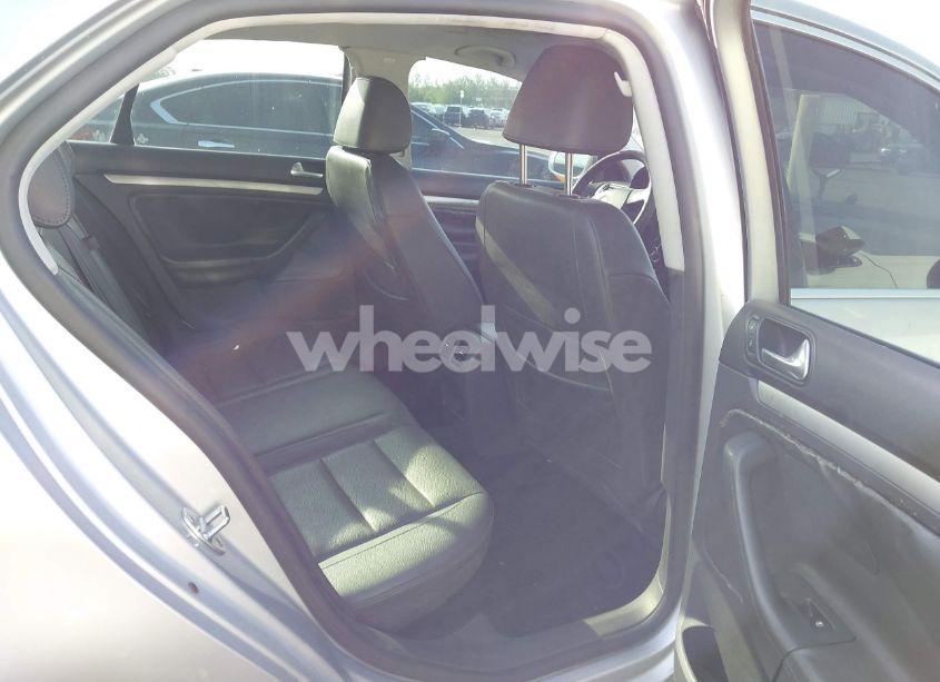 Photo 8 of 2007 Volkswagen Jetta WOLFSBURG EDITION (VIN 3VWEF71K67M081314)