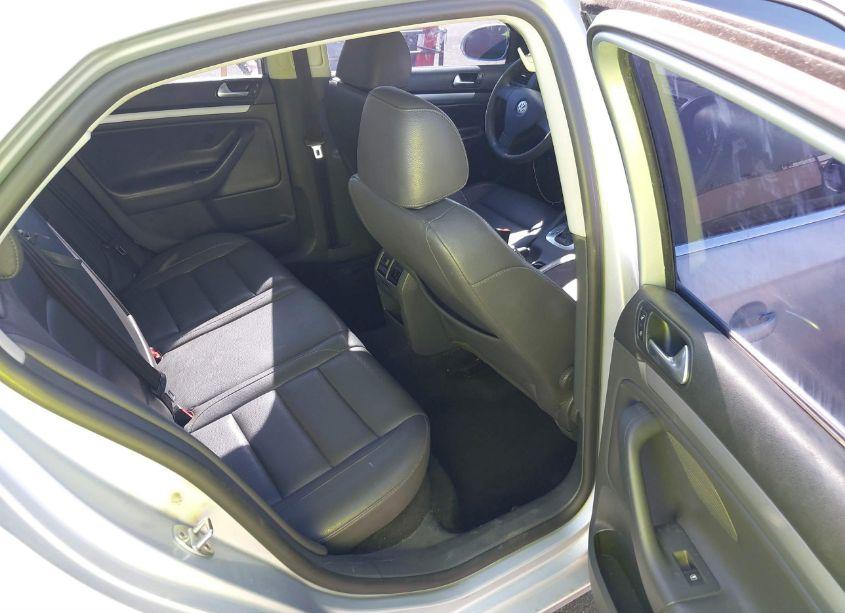 Photo 8 of 2007 Volkswagen Jetta WOLFSBURG EDITION (VIN 3VWEF71K77M072489)