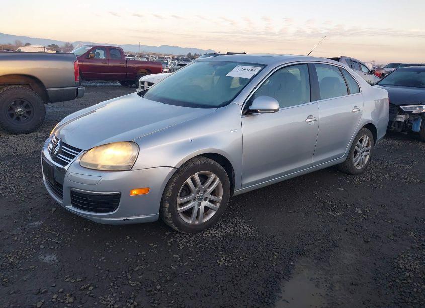 Photo 2 of 2007 Volkswagen Jetta WOLFSBURG EDITION (VIN 3VWEF71K77M180269)