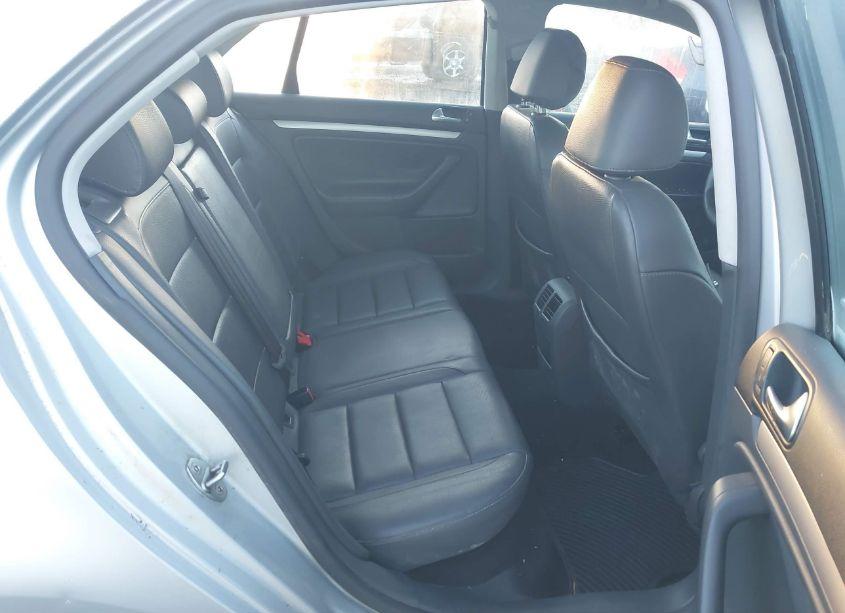 Photo 8 of 2007 Volkswagen Jetta WOLFSBURG EDITION (VIN 3VWEF71K77M180269)