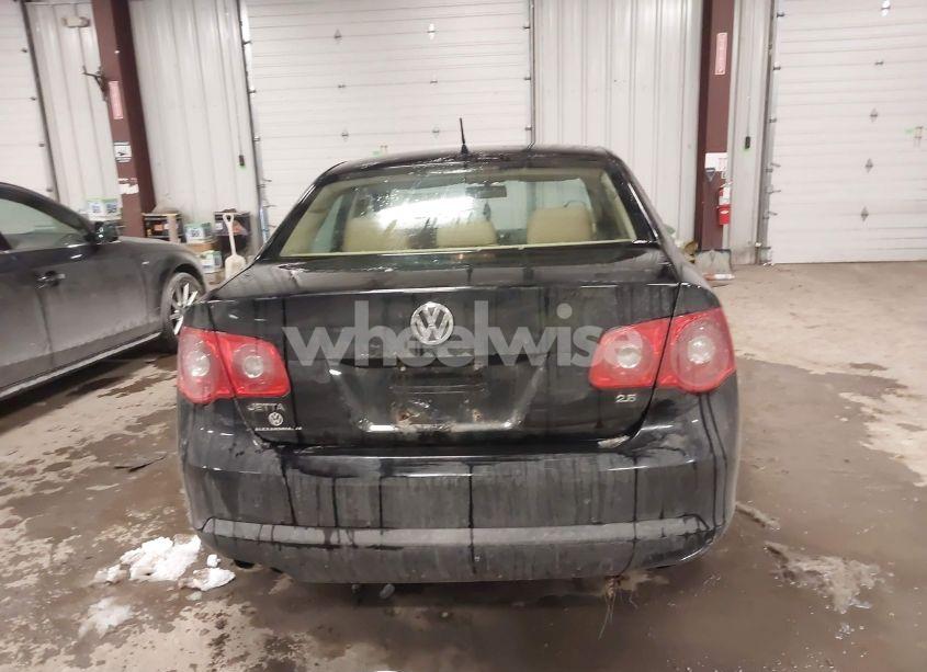 Photo 16 of 2007 Volkswagen Jetta WOLFSBURG EDITION (VIN 3VWEF71KX7M159433)