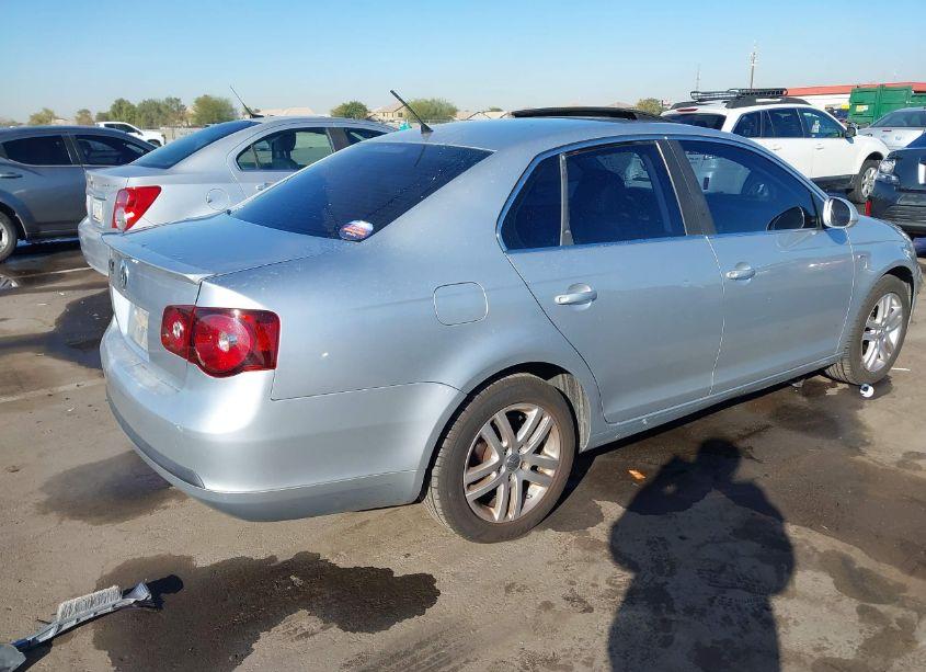 Photo 4 of 2007 Volkswagen Jetta WOLFSBURG EDITION (VIN 3VWEF81K57M069757)