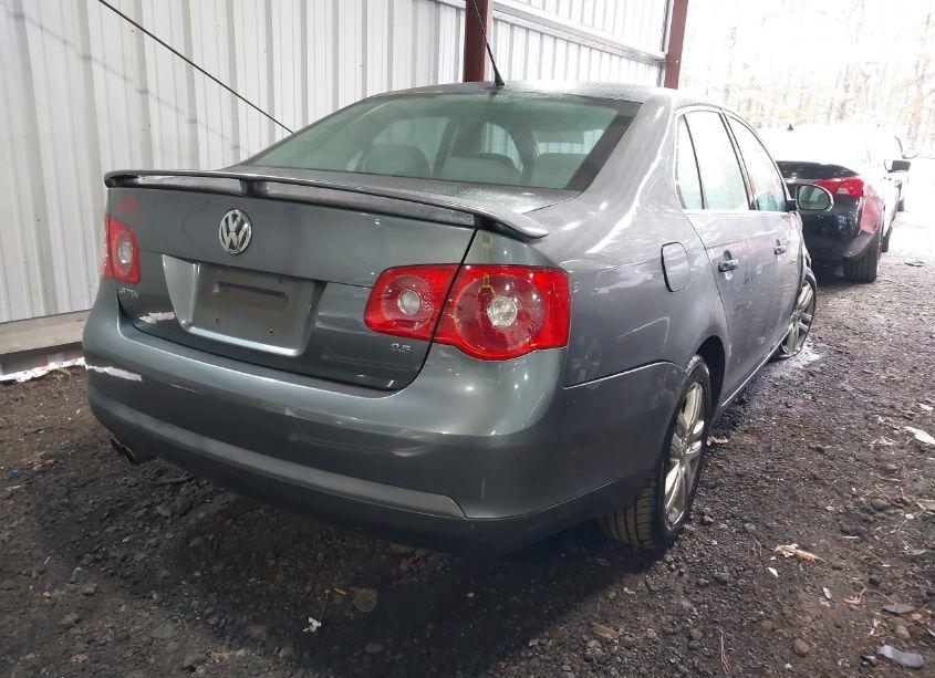 Photo 4 of 2007 Volkswagen Jetta WOLFSBURG EDITION (VIN 3VWEF81KX7M182412)